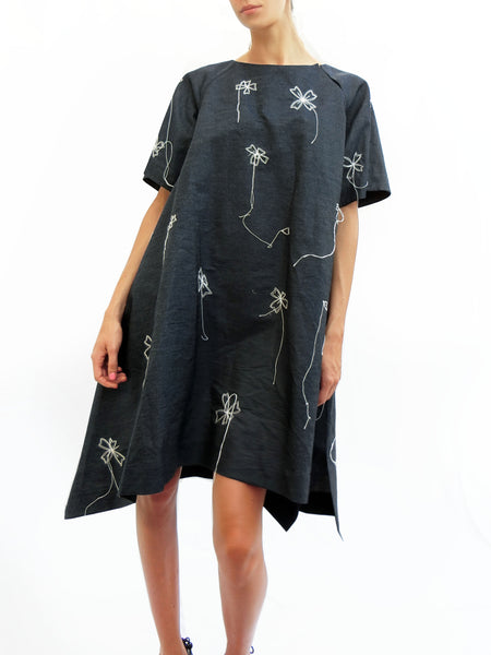 Light denim Dress with Blossoms Stitched Embroidery/ Navy/ 100% Cotton - YOJIRO KAKE OFFICIAL