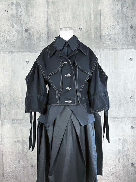 Origami wool jacket with square sleeves/Black