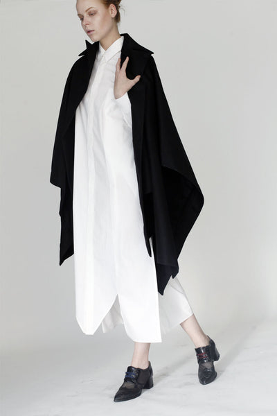 Origami Stain Collar Wool Cape / Black