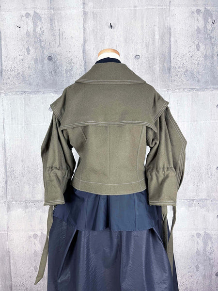 Origami wool jacket with square sleeves/ Militaly Olive