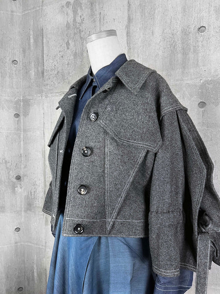 Origami wool jacket with square sleeves/Grey